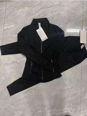 Define Nulu Jacket + Align Yoga Pants Set